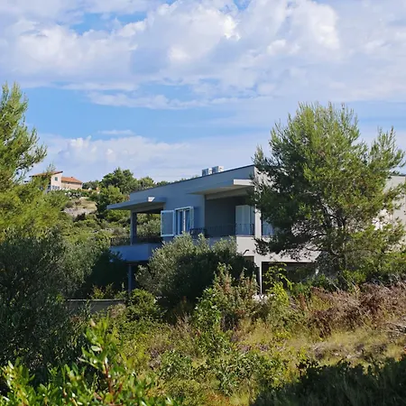 Apartment Olive Tree 2