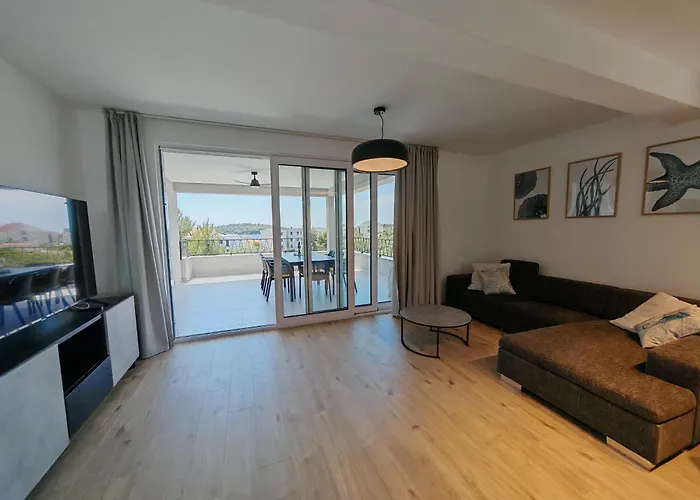 Apartment Olive Tree 2 Zecevo