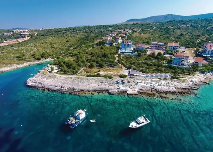 Olive Tree 2 Apartment