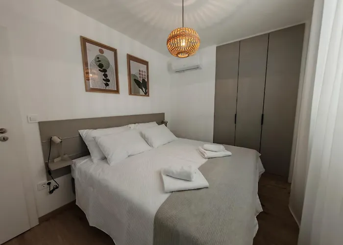 Olive Tree 2 Apartment