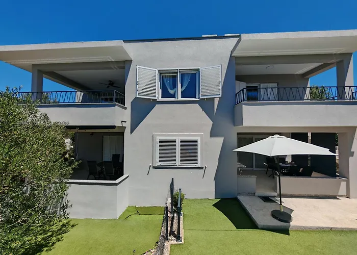 Apartment Olive Tree 2